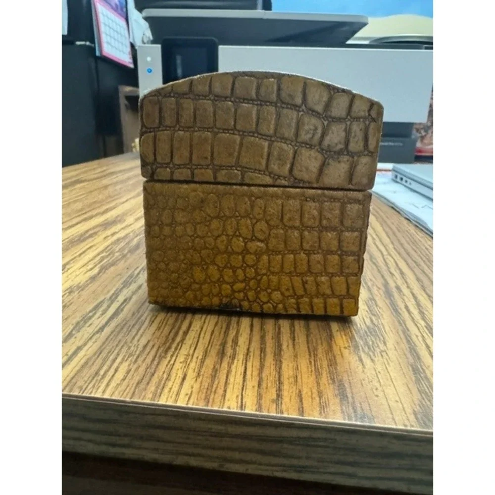 Vintage Faux Crocodile Embossed Jewelry Box Tan Dome Top Trunk Burgundy Lined